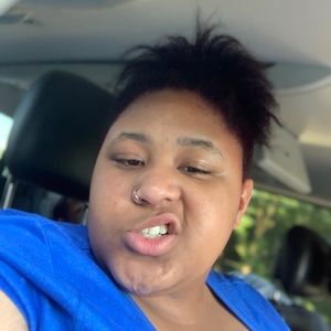 Meet your Posher, Navaeh